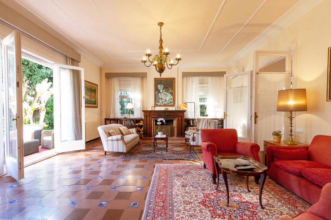 Villa Alicia Сиджес Экстерьер фото