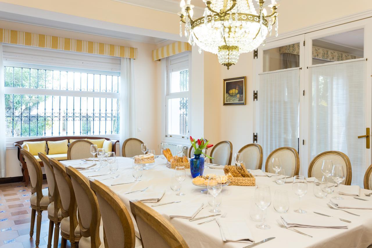 Villa Alicia Сиджес Экстерьер фото